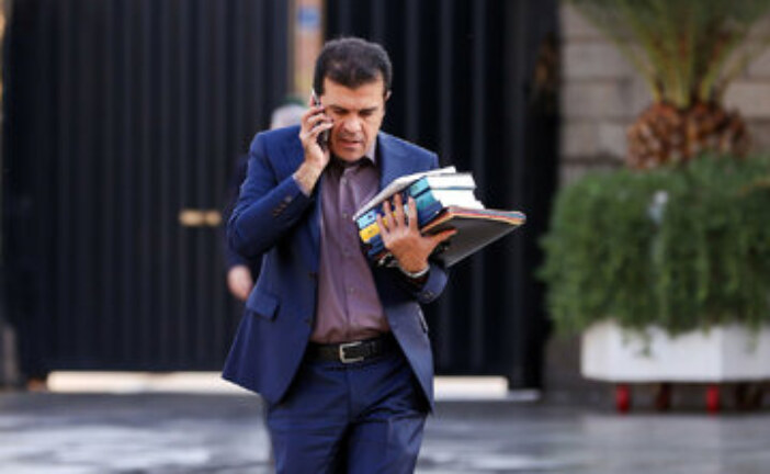 نظر علی لاریجانی و مسعود پزشکیان درباره اینترنت از زبان معاون رئیس جمهوری/ افشای علت تاخیر در بازگشت اینترنت‌ها به شرایط عادی